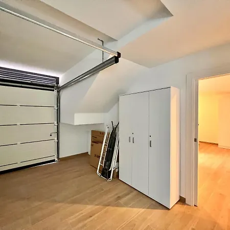 La Masion De Seasonal